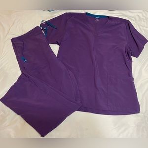 Carhartt purple scrub set, XL top L bottoms